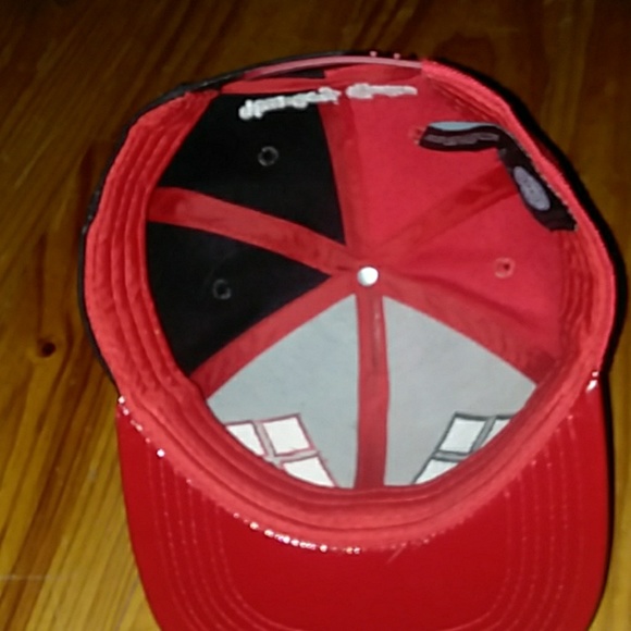 Snapback - Picture 3 of 3